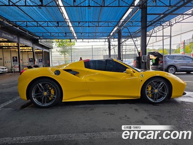 Ferrari 488 스파이더, 2017 3