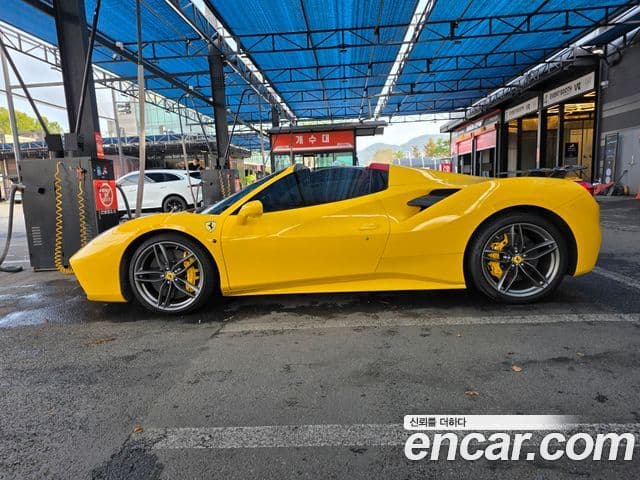 Ferrari 488 스파이더, 2017 все фото