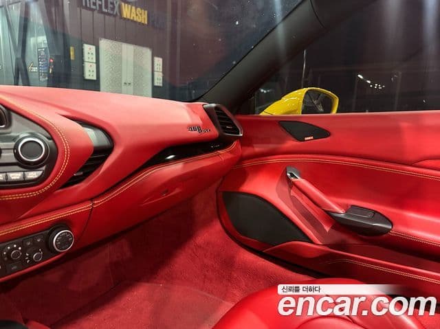 Ferrari 488 스파이더, 2017 13