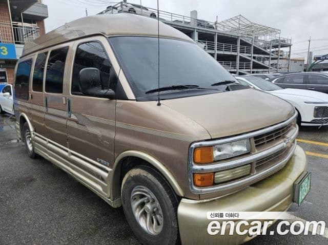 Chevrolet 체비밴 9인승, 2002 4
