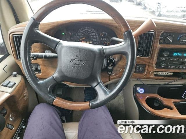 Chevrolet 체비밴 9인승, 2002 11