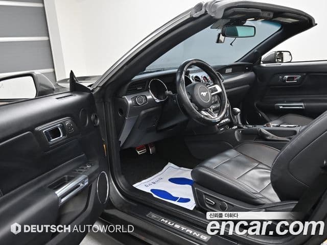 Ford Mustang кабриолет, 2017 11