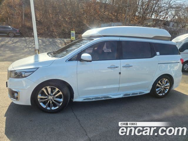 Kia All New Carnival Noblesse, 2016 4