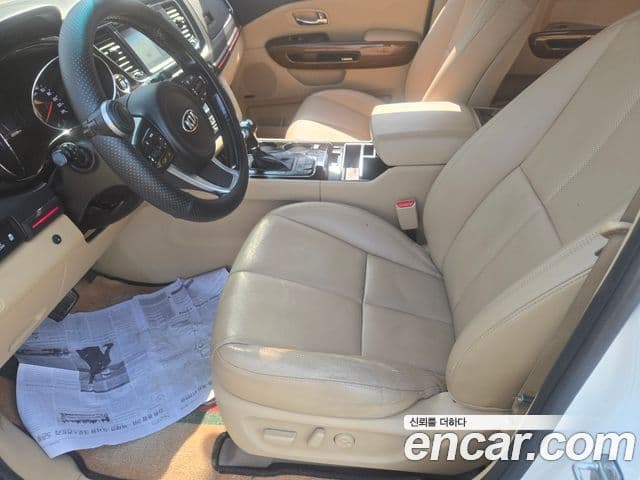 Kia All New Carnival Noblesse, 2016 10