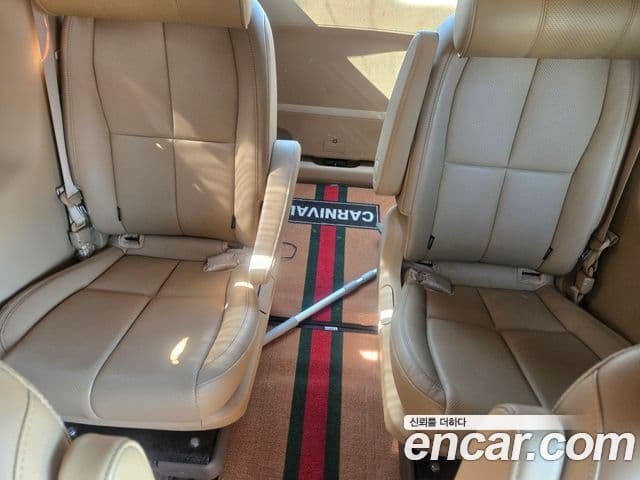 Kia All New Carnival Noblesse, 2016 12