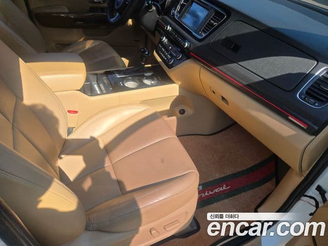Kia All New Carnival Noblesse, 2016 13