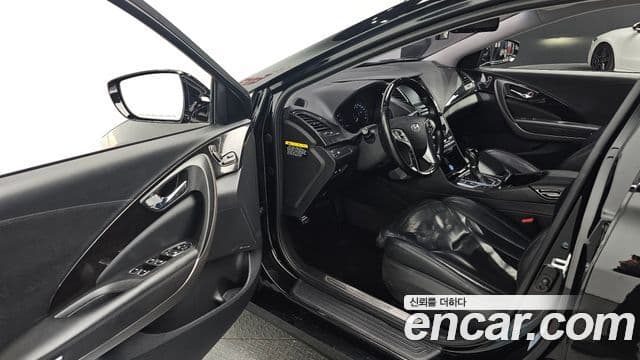 Hyundai Grandeur HG Premium, 2017 11