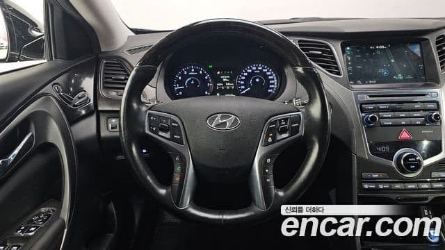 Hyundai Grandeur HG Premium, 2017 13