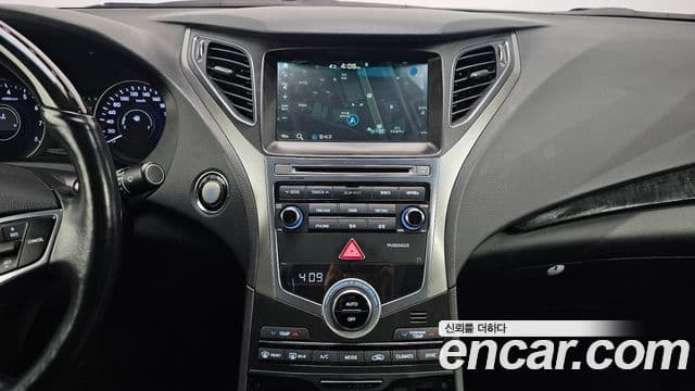 Hyundai Grandeur HG Premium, 2017 14