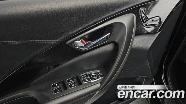 Hyundai Grandeur HG Premium, 2017 17