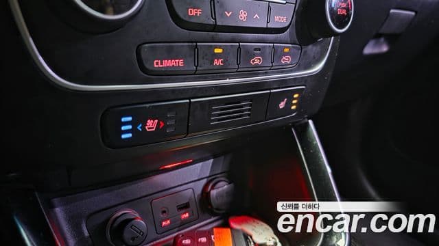 Kia New Sorento R Trendy, 2014 18