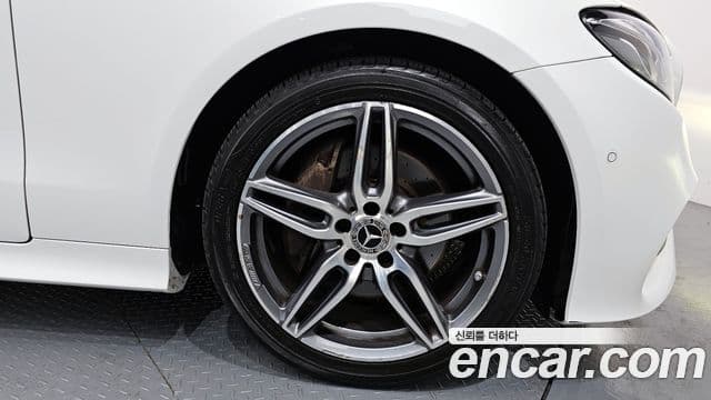 Mercedes-Benz E-класс W213 E220d кабриолет, 2018 все фото