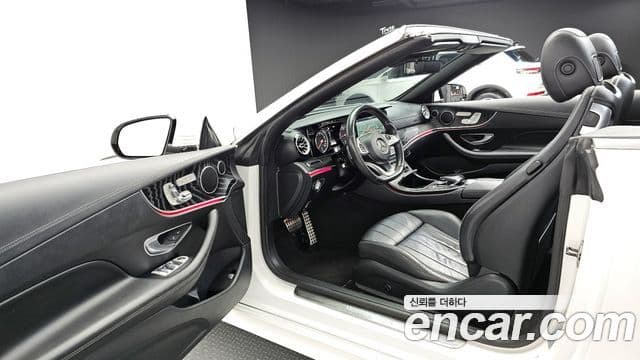 Mercedes-Benz E-класс W213 E220d кабриолет, 2018 11