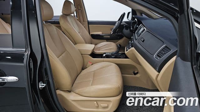 Kia All New Carnival President, 2016 11