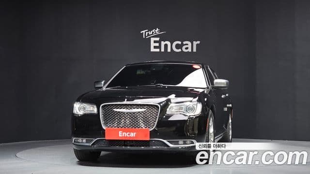 크라이슬러 The / новый New 300C, 2016 3