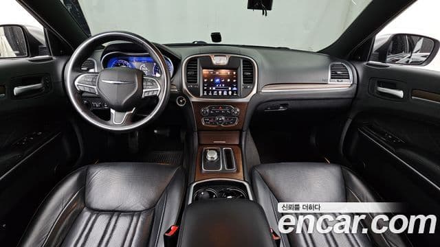 크라이슬러 The / новый New 300C, 2016 7