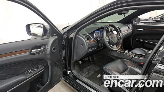 크라이슬러 The / новый New 300C, 2016 10