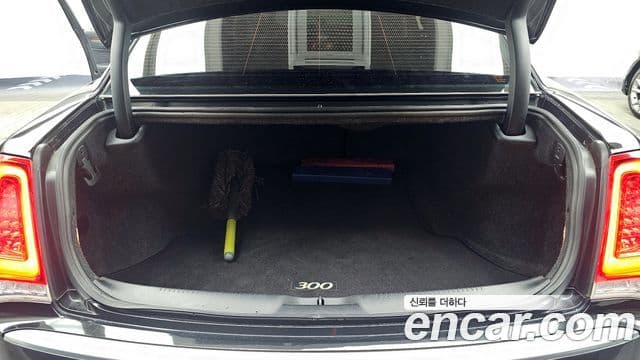 크라이슬러 The / новый New 300C, 2016 20