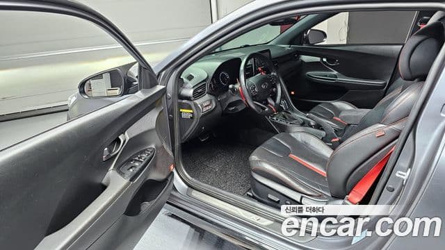 Hyundai Veloster (JS) Core, 2018 10