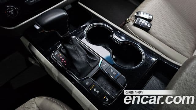 Kia The / новый New Carnival Prestige, 2019 9