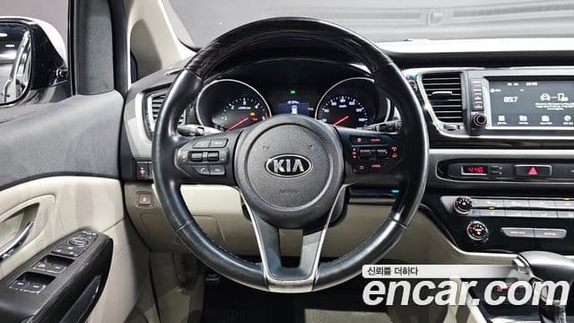 Kia The / новый New Carnival Prestige, 2019 12