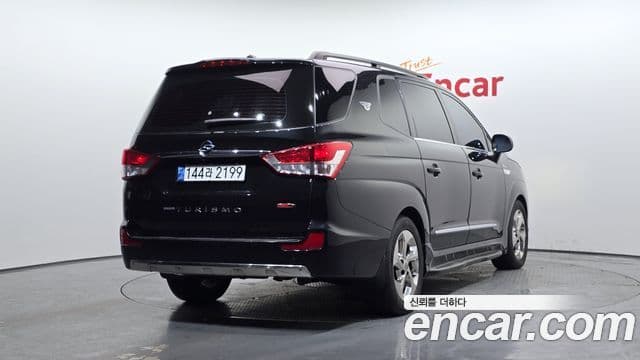 KG모빌리티(SsangYong) Korando 투리스모 4WD RX 9인승, 2018 2