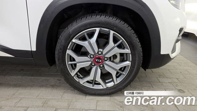 Kia Seltos Signature, 2021 все фото