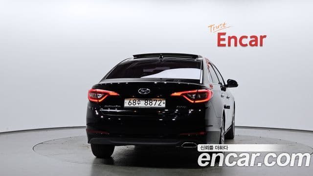 Hyundai LF Sonata Premium, 2015 4