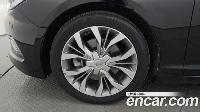 Hyundai LF Sonata Premium, 2015 все фото