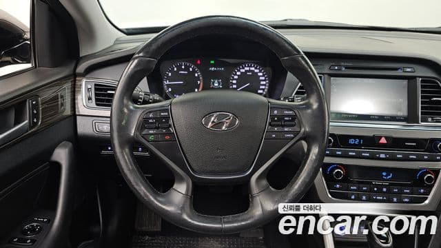 Hyundai LF Sonata Premium, 2015 13