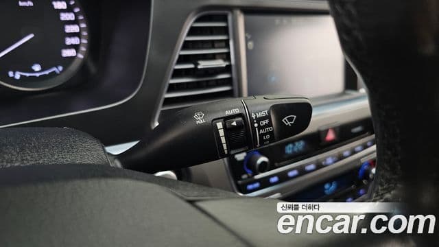 Hyundai LF Sonata Premium, 2015 18