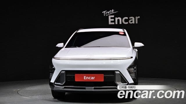 Hyundai Kona гибрид (SX2) Inspiration, 2025 3