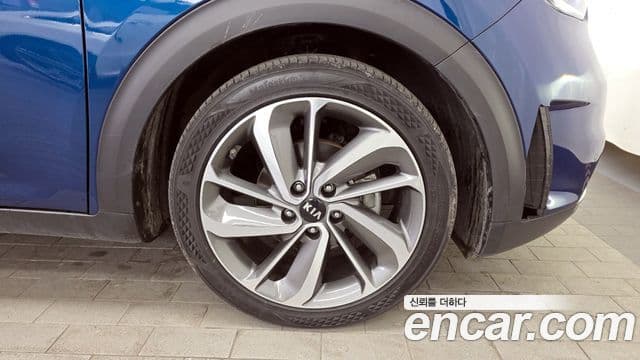 Kia Niro Noblesse, 2018 все фото