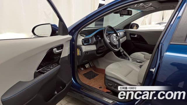 Kia Niro Noblesse, 2018 10