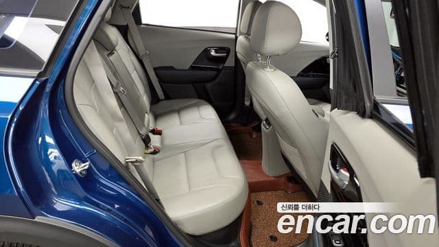 Kia Niro Noblesse, 2018 12