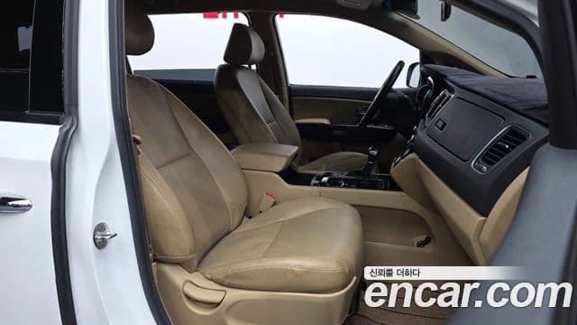 Kia All New Carnival Prestige, 2018 11