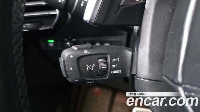 Ситроен / DS DS7 크로스백 2.0 BlueHDi Grand Chic, 2019 17