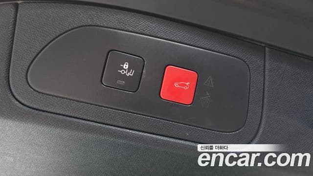 Ситроен / DS DS7 크로스백 2.0 BlueHDi Grand Chic, 2019 19