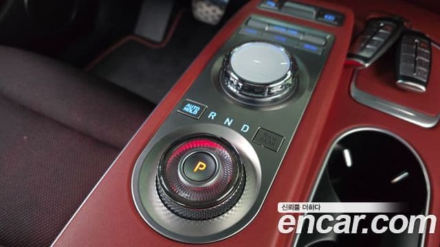 Genesis GV70, 2021 9