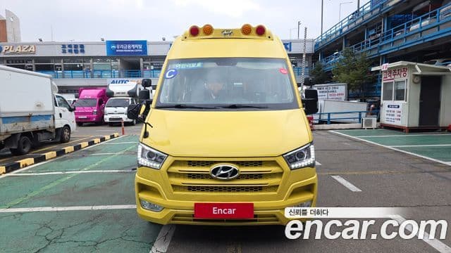 Hyundai 쏠라티 15인승, 2015 3