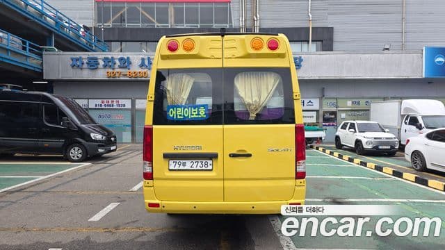 Hyundai 쏠라티 15인승, 2015 4