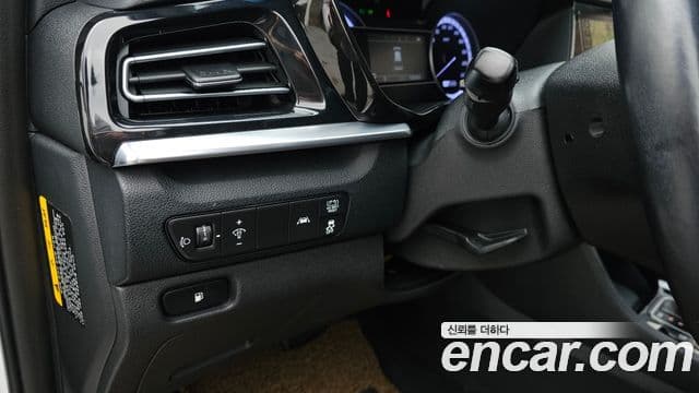 Kia The / новый New Niro Prestige, 2020 16