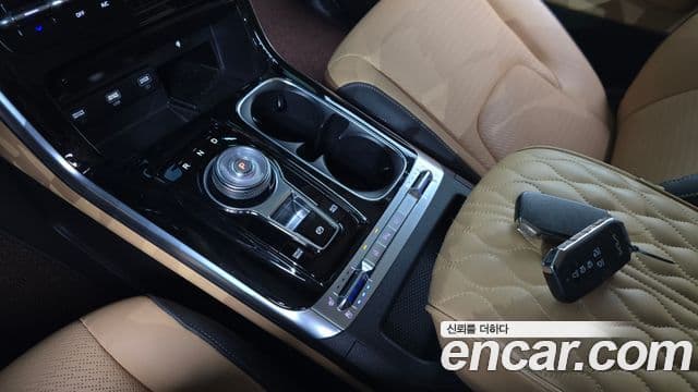 Kia Carnival 4세대 Signature, 2023 9