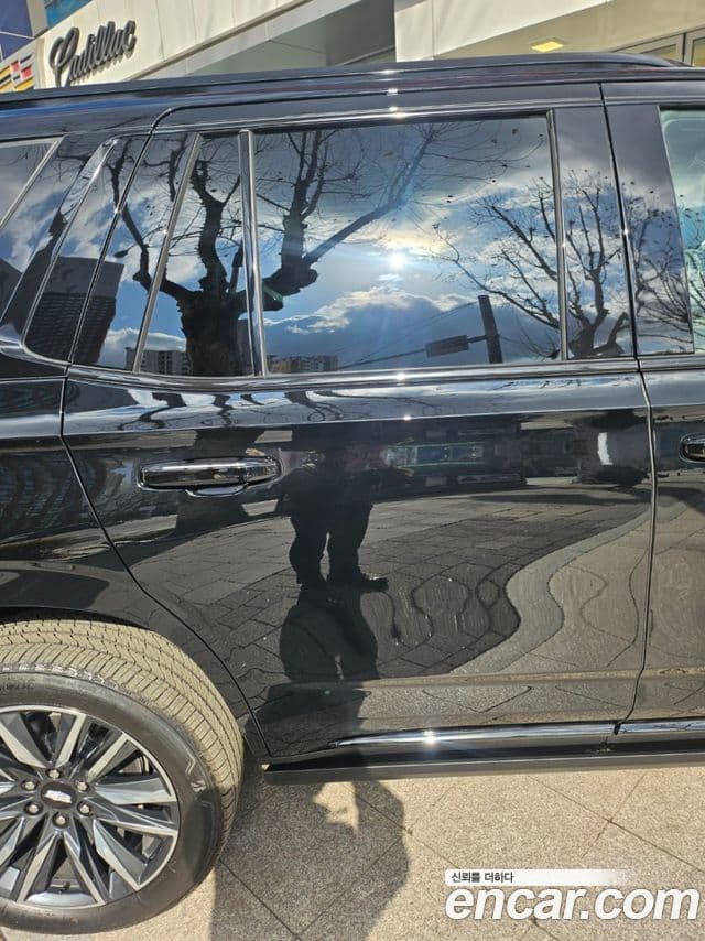 Cadillac Escalade 5세대 Premium Luxury Platinum, 2024 4