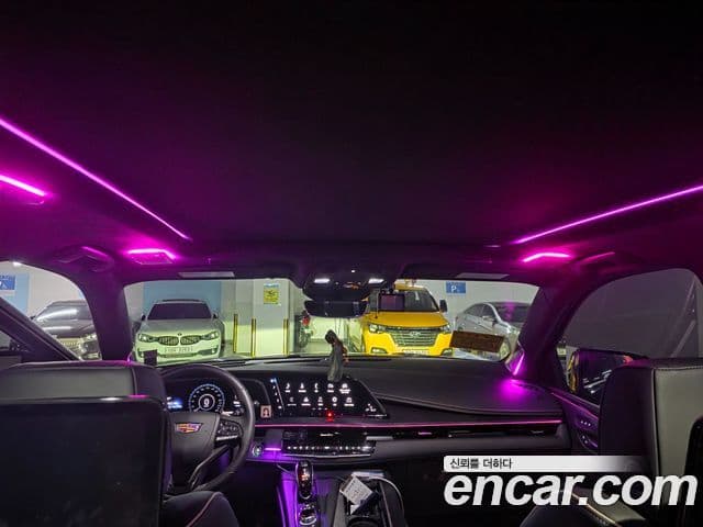 Cadillac Escalade 5세대 Premium Luxury Platinum, 2024 8