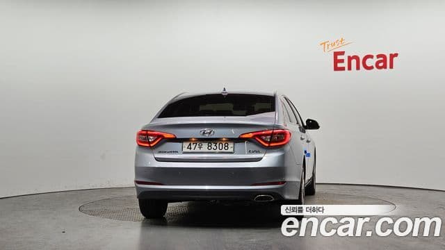 Hyundai LF Sonata 2.0 Smart, 2015 4
