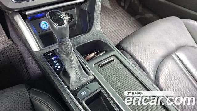 Hyundai LF Sonata 2.0 Smart, 2015 9