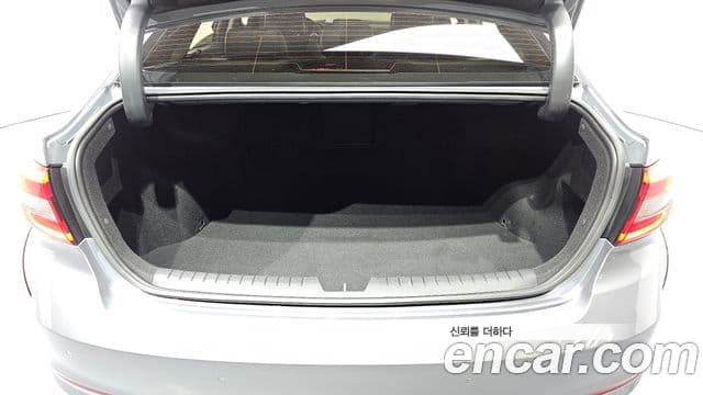 Hyundai LF Sonata 2.0 Smart, 2015 20