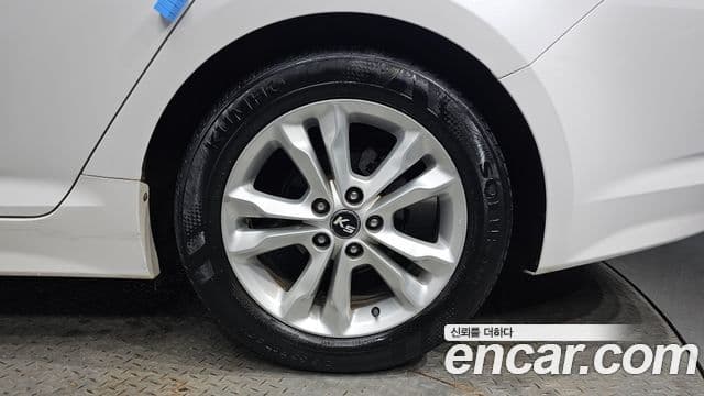 Kia K5 Luxury, 2011 все фото