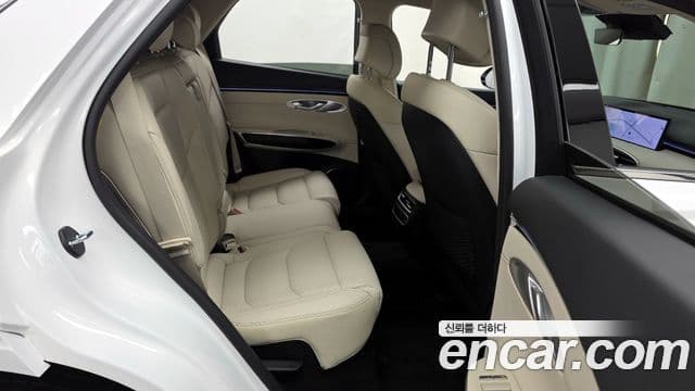 Genesis GV70, 2025 12